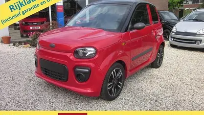 Gebruikt 2023 Microcar M.Go Hatchback | € 13.750 (Eerlijke prijs)