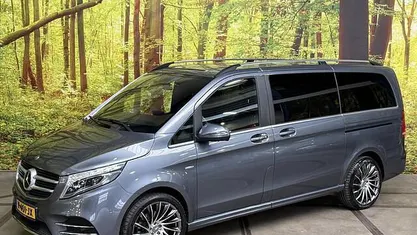 Grijs Gebruikt 2017 Mercedes V250 Avantgarde Edition MPV | € 38.900 (Goede deal)