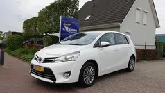 Gebruikt 2017 Toyota Verso MPV | € 17.950 (Goede deal)