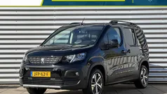 Zwart Gebruikt 2023 Peugeot Rifter GT-line MPV | € 34.490 (Eerlijke prijs)