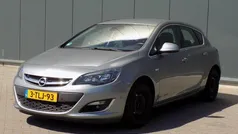 Gebruikt 2014 Opel Astra Sport Hatchback | € 5.950 (Goede deal)