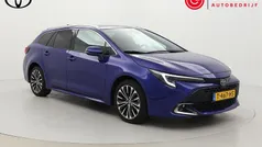 Blauw Gebruikt 2023 Toyota Corolla Edition Stationwagen | € 29.999 (Eerlijke prijs)
