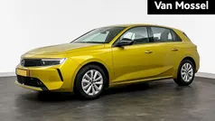 Geel Gebruikt 2023 Opel Astra Edition Hatchback | € 21.900 (Eerlijke prijs)