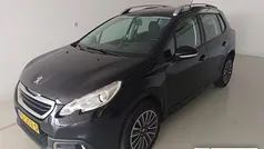 Zwart Gebruikt 2016 Peugeot 2008 SUV | € 9.950 (Eerlijke prijs)