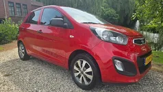 Rood Gebruikt 2012 Kia Picanto Hatchback | € 4.450 (Eerlijke prijs)