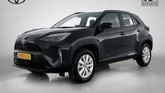 Zwart Gebruikt 2024 Toyota Yaris Cross Business Edition SUV | € 27.450 (Eerlijke prijs)
