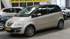 Beige Gebruikt 2006 Lancia Musa MPV | € 1.444 (Goede deal)