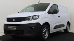 Wit Gebruikt 2023 Peugeot Partner S MPV | € 15.425 (Eerlijke prijs)