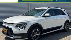 Wit Gebruikt 2024 Kia Niro SUV | € 35.235 (Eerlijke prijs)