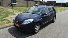 Blauw Gebruikt 2012 Dacia Sandero Hatchback | € 3.095 (Eerlijke prijs)
