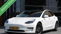 Gebruikt 2022 Tesla Model 3 Standard Range Sedan | € 24.950 (Goede deal)