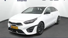 Wit Gebruikt 2024 Kia ProCeed GT-Line Hatchback | € 32.950 (Eerlijke prijs)