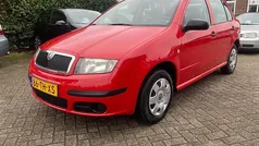 Rood Gebruikt 2006 Skoda Fabia Classic Hatchback | € 1.349 (Eerlijke prijs)
