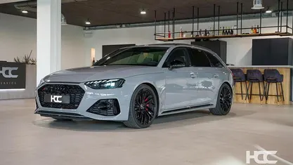 Occasion Audi RS4 Competition 451 PK (331 kW) 2022 Grijs Stationwagen