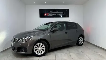 Occasion Peugeot 308 Style 131 PK (96 kW) 2020 Sedan