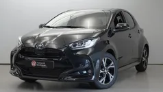 Gebruikt 2025 Toyota Yaris Hybrid Hatchback | € 27.900 (Eerlijke prijs)