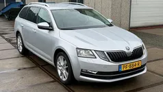 Grijs (metallic) Gebruikt 2017 Skoda Octavia Business Line Stationwagen | € 9.250 (Eerlijke prijs)