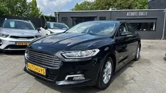 Zwart Gebruikt 2017 Ford Mondeo Sedan | € 14.950 (Eerlijke prijs)