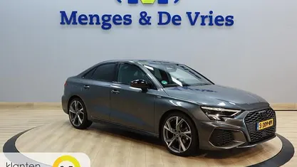 Grijs Gebruikt 2023 Audi A3 S-Line Sedan | € 29.995 (Eerlijke prijs)