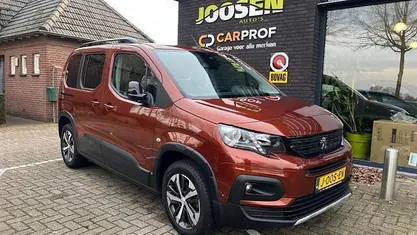 Occasion 2021 Peugeot Rifter GT MPV | € 24.850 (Goede deal)