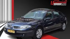 Blauw Gebruikt 2007 Renault Laguna III Business Hatchback | € 3.440 (Goede deal)