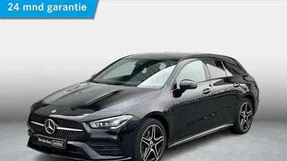Zwart Occasion 2023 Mercedes CLA250e Shooting Brake AMG line Stationwagen | € 36.950 (Eerlijke prijs)