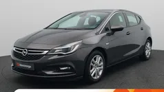 Gebruikt 2016 Opel Astra Edition Hatchback | € 9.900 (Eerlijke prijs)