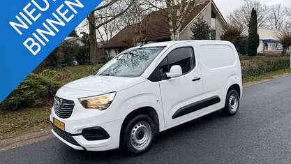 Occasion 2021 Opel Combo Van | € 8.500 (Goede deal)