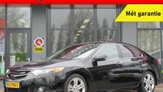 Zwart Gebruikt 2009 Honda Accord Executive Sedan | € 9.900 (Eerlijke prijs)