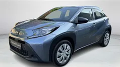 Grijs Gebruikt 2024 Toyota Aygo Play Hatchback | € 18.949 (Eerlijke prijs)