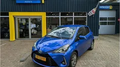 Blauw Gebruikt 2019 Toyota Yaris Hatchback | € 17.995 (Eerlijke prijs)