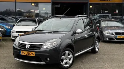 Gebruikt 2010 Dacia Sandero Stepway Hatchback | € 4.450 (Eerlijke prijs)