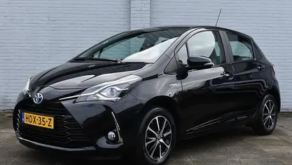 Gebruikt 2020 Toyota Yaris Limited Hatchback | € 18.499 (Eerlijke prijs)