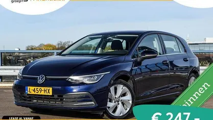 Gebruikt 2021 VW Golf VIII Style Hatchback | € 17.750 (Eerlijke prijs)