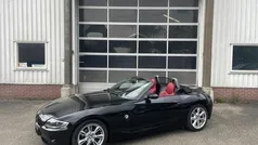 Zwart Gebruikt 2005 BMW Z4 Sport Line Cabriolet | € 11.950 (Eerlijke prijs)