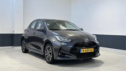 Occasion Toyota Yaris Hybrid 92 PK (67 kW) 2021 Grijs Hatchback