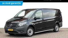 Zwart Gebruikt 2024 Mercedes Vito MPV | € 33.950 (Goede deal)