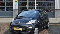 Zwart Gebruikt 2013 Peugeot 107 Active Hatchback | € 4.950 (Eerlijke prijs)