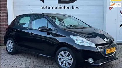Occasion Peugeot 208 Envy 82 PK (60 kW) 2014 Zwart (metallic) Hatchback