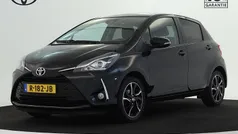 Zwart Gebruikt 2020 Toyota Yaris Active Hatchback | € 15.445 (Goede deal)