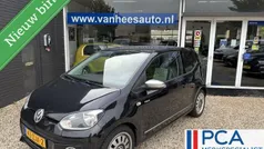 Zwart Gebruikt 2013 VW up! high up! Hatchback | € 5.045 (Eerlijke prijs)