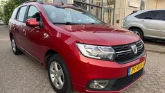 Rood Gebruikt 2017 Dacia Logan MCV Lauréate MPV | € 6.499 (Eerlijke prijs)