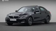 Zwart Gebruikt 2021 BMW 330e M Sport Sedan | € 32.880 (Eerlijke prijs)