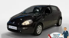 Zwart Gebruikt 2016 Fiat Punto Lounge Hatchback | € 7.945 (Eerlijke prijs)