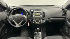 Zwart, metallic lak Gebruikt 2012 Hyundai i30 Stationwagen | € 8.500 (Goede deal)
