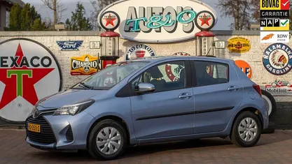 Occasion Toyota Yaris 99 PK (72 kW) 2015 Blauw Hatchback