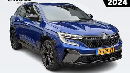 Gebruikt 2024 Renault Austral Techno Esprit Alpine SUV | € 33.895 (Eerlijke prijs)