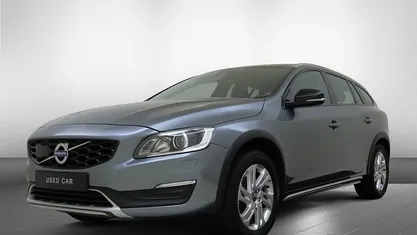 Gebruikt 2018 Volvo V60 CC Stationwagen | € 24.935 (Goede deal)