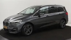 Grijs Gebruikt 2020 BMW 218 Executive Stationwagen | € 20.900 (Eerlijke prijs)