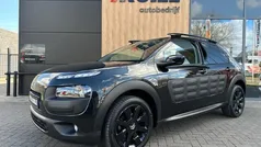 Zwart Gebruikt 2018 Citroën C4 Cactus PureTech Hatchback | € 9.975 (Eerlijke prijs)